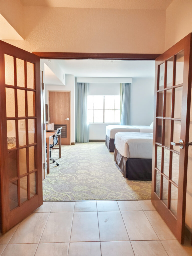Rooms at Tryp by Wyndham Sebastian Avenue